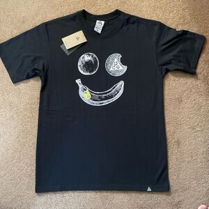 Nike ACG *All Conditions Gear* “Hike Snacks” T-Shirt (FZ7205-010) Mens Sz Small